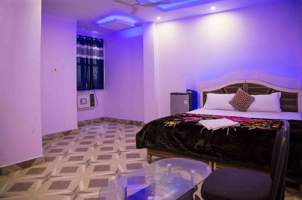 Assi River Guest House Варанаси Екстериор снимка