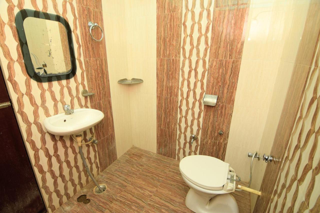 Assi River Guest House Варанаси Екстериор снимка