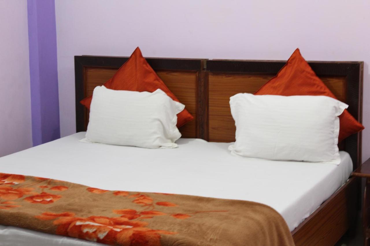 Assi River Guest House Варанаси Екстериор снимка